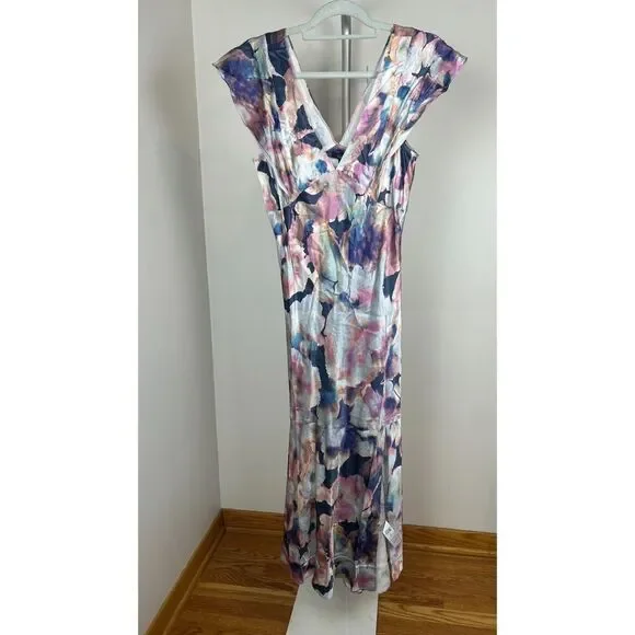 NWT Rails Dina Midnight Verbena Floral Maxi V-Neck Satin Dress S Flutter Sleeve - Picture 5 of 9